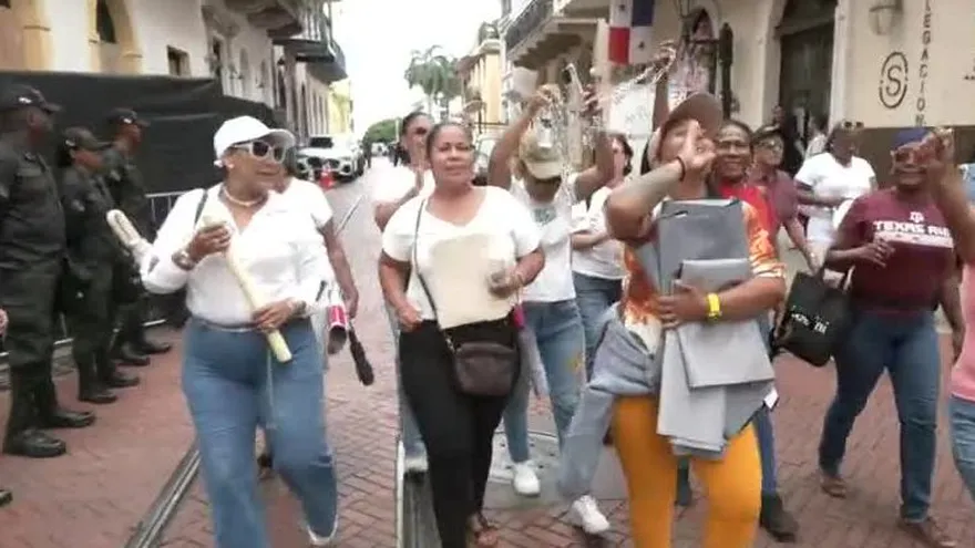 Familiares de privados de libertad se reúnen con ministra de Gobierno