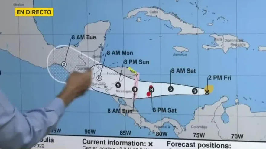 Pronósticos del tiempo por el paso de tormenta Julia