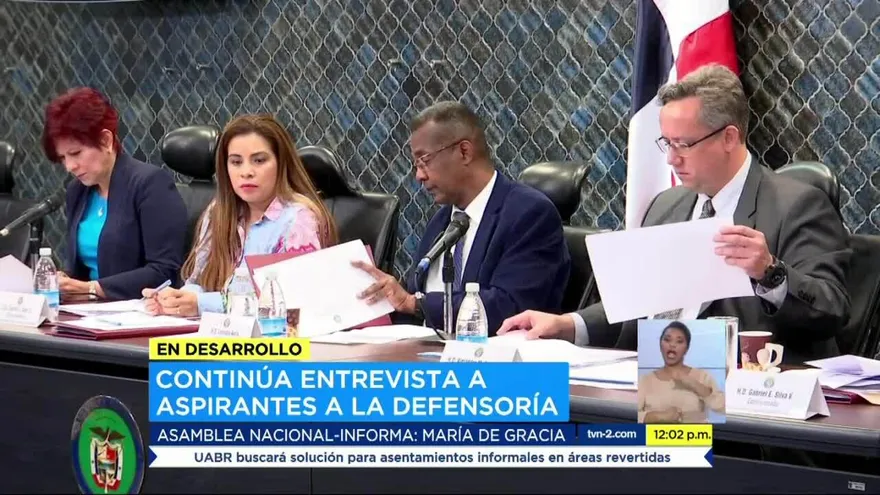 Comisión de Gobierno entrevista a segundo bloque de aspirantes a la Defensoría