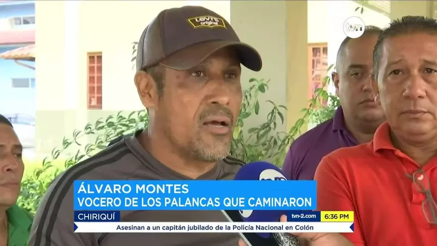 Taxistas se quejan por entrega de cupos