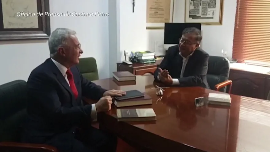 Histórico encuentro para la política colombiana.