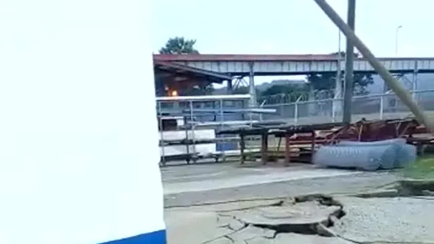 Vea cómo quedó la estructura en esclusa de Miraflores tras colapsar