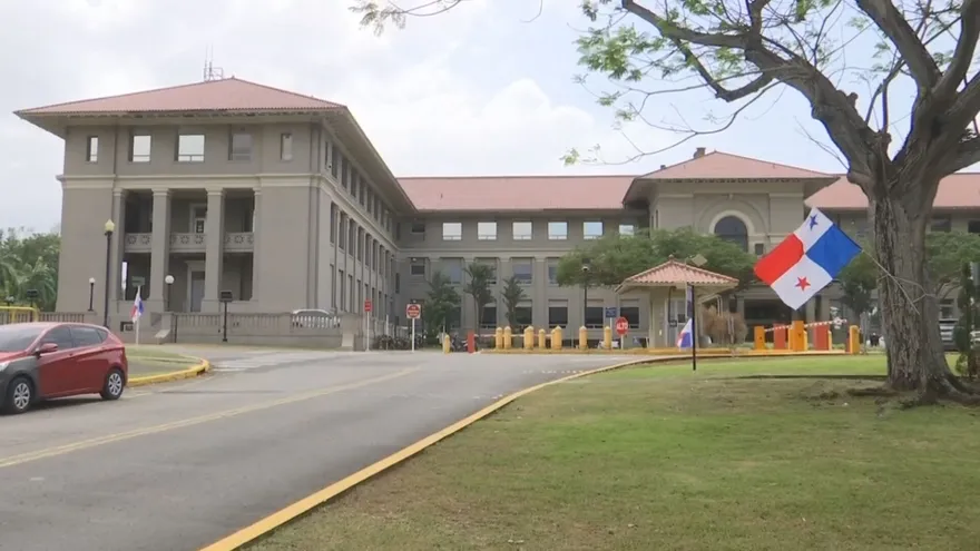 ¿Cómo buscar empleo en el canal de Panamá?