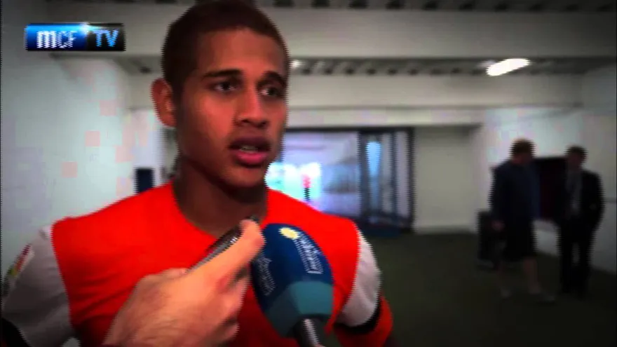 Debut de Roberto Chen con Málaga CF, contra el Aston Villa