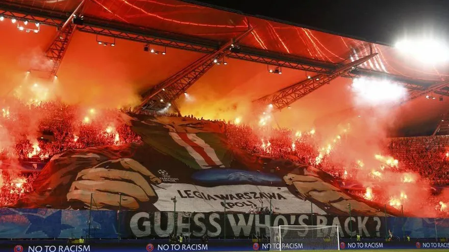 Grada del estadio del Legia de Varsovia