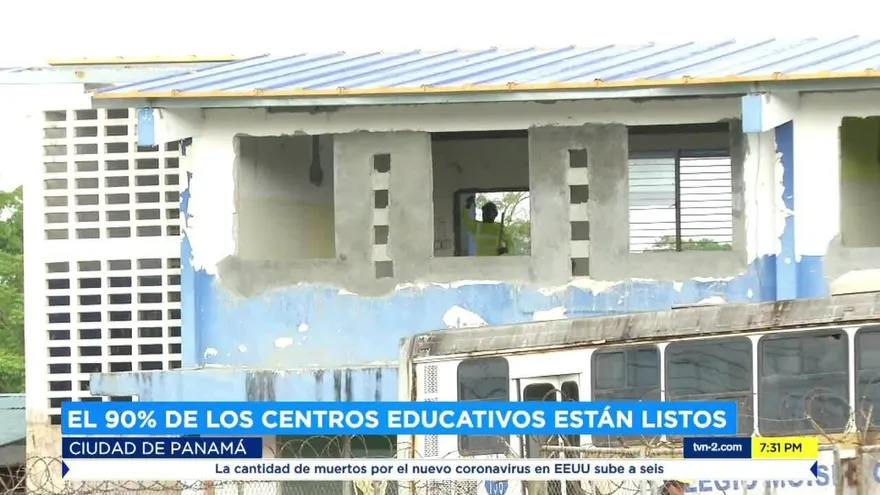 Siguen trabajos de construcción en varios centros escolares