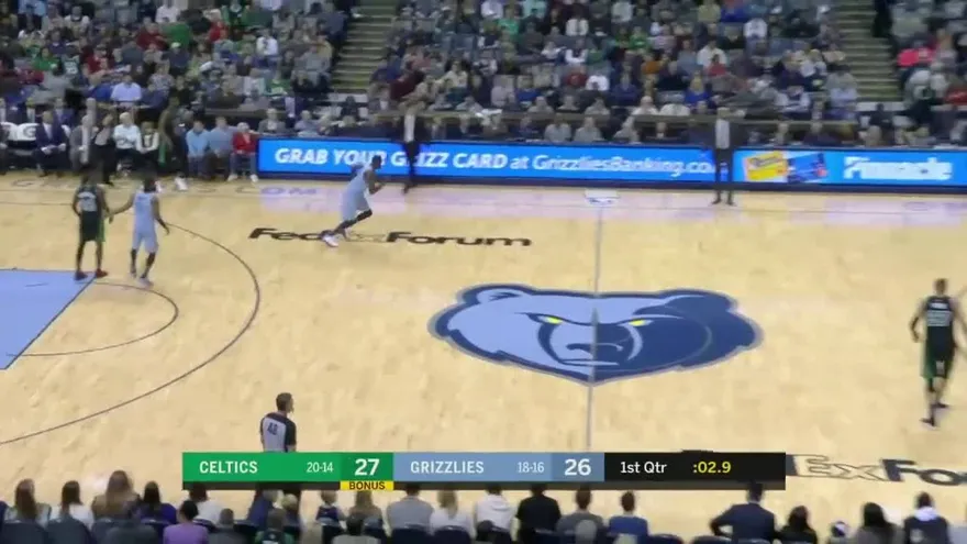 Los Celtics derrotan a los Grizzlies en Memphis