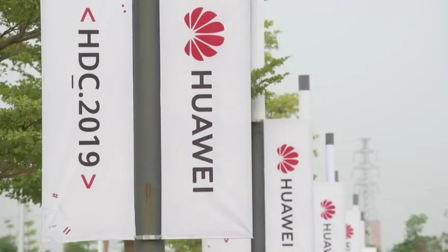 EEUU extiende 90 días periodo de exención a Huawei antes de prohibición