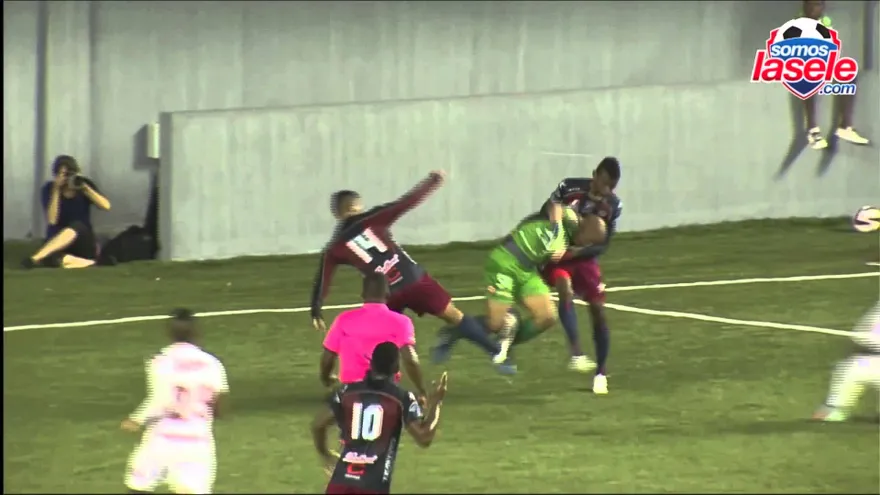 Oscar "El Loco" Mcfarlane regresó a la LPF con la alegría en el marco