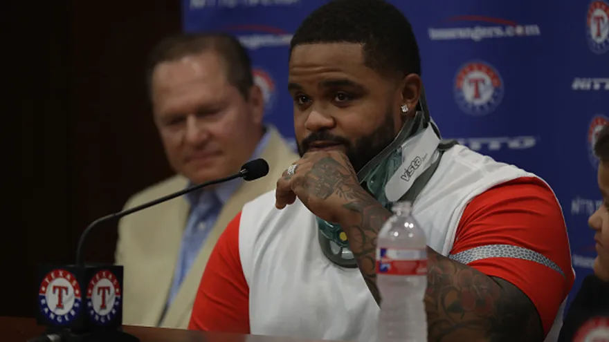 Prince Fielder al momento de anunciar su retiro