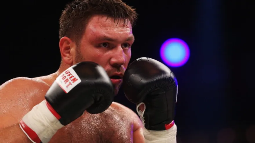 AMB ordena negociar a Chagaev con Ortiz