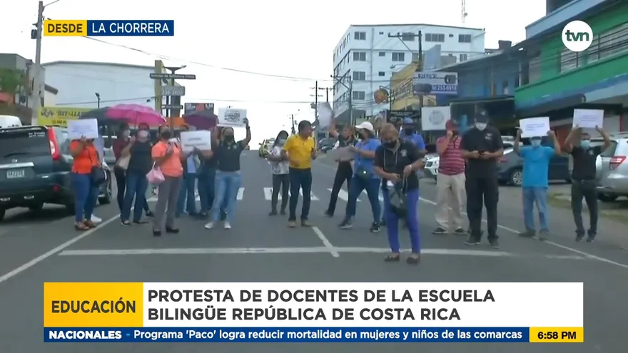 Quejas de los docentes y padres de familia de la escuela Bilingüe República de Costa Rica