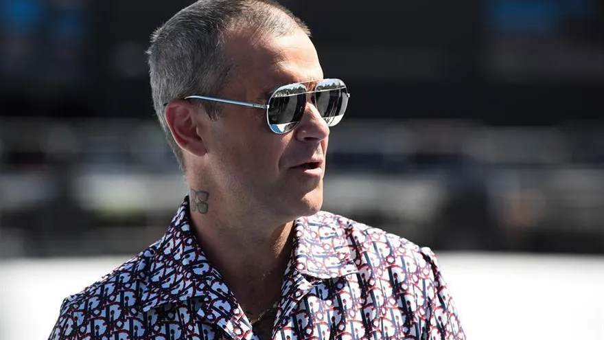 El cantante Robbie Williams.
