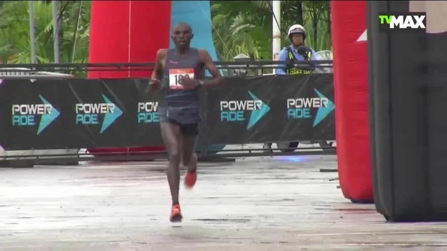 Keniano Simon Kariuki ganó la Maratón Internacional de Panamá