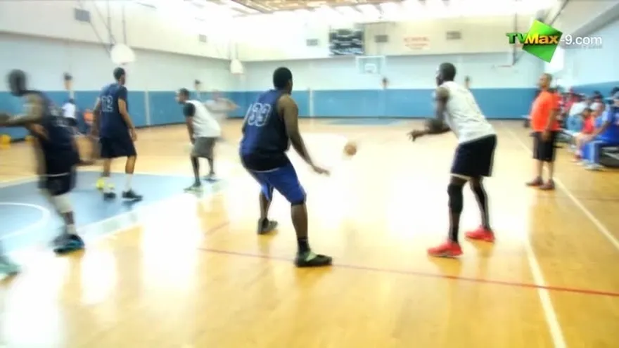 Listo equipo de Baloncesto para JC y del Caribe