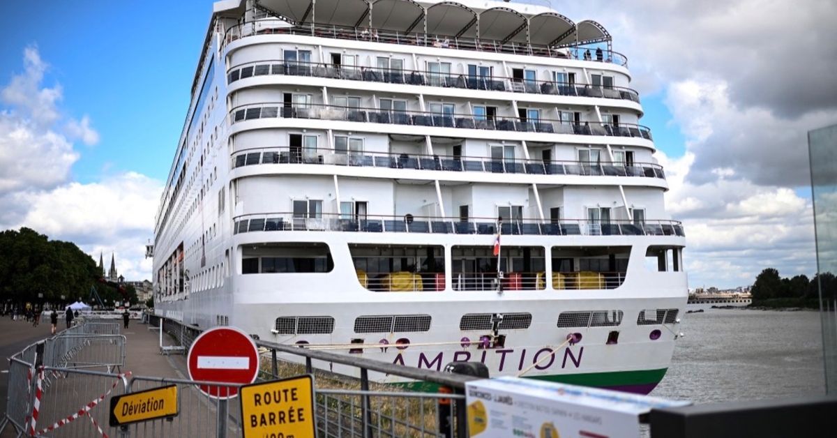 Francia confirma gastroenteritis en un crucero y levanta parcialmente el confinamiento