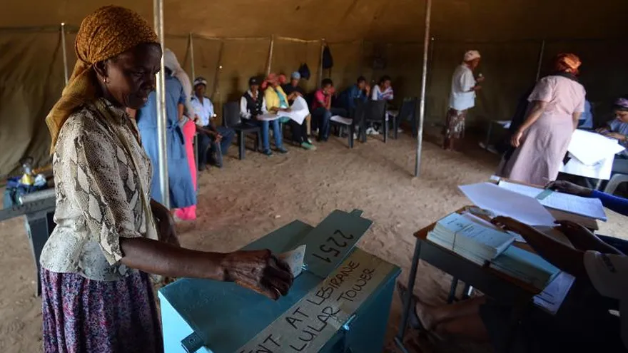 Botsuana elige Parlamento sacudida por la crisis y el desempleo
