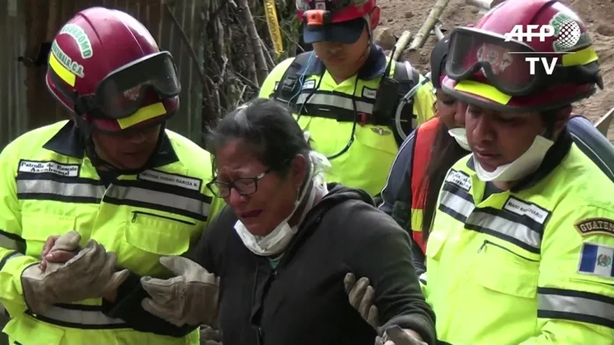 Ya son 89 muertos tras alud en Guatemala