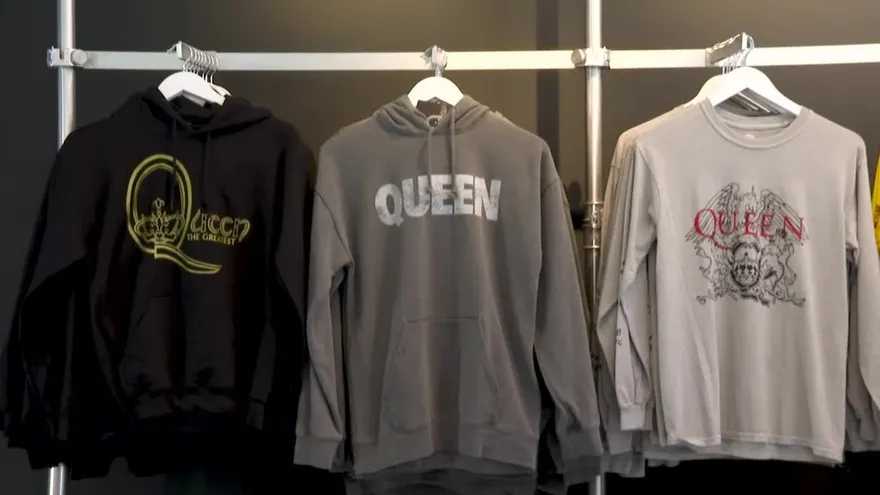 Queen abre una tienda efímera en Londres por su 50º aniversario
