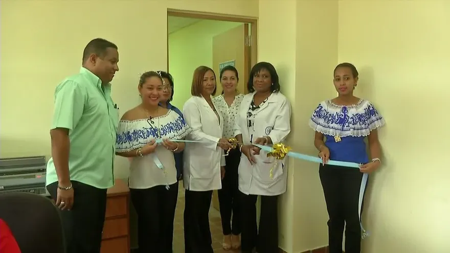 CSS inaugura salas para víctimas del dietilenglicol en Colón