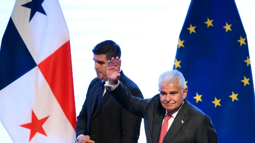 Presidente José Raú Mulino en la firma del acuerdo del Mercosur y la Unión Europea