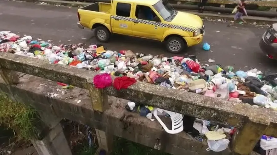 Continúa problema de la basura en Nueva Libia