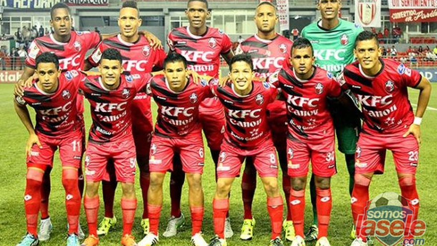 Los "Monjes" remontaron y le ganaron a los Gallos Blancos