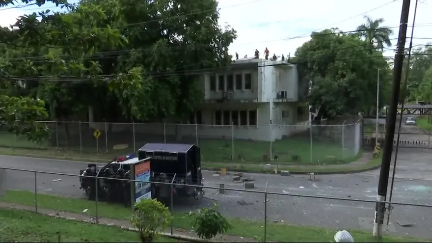 Al menos cinco horas de cierre de la Vía Transístmica