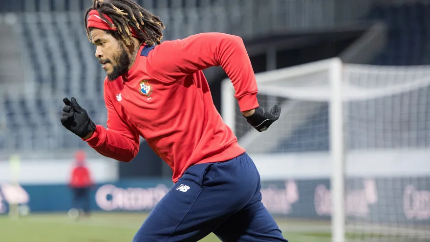 "Sería una vergüenza si Román Torres no va al Mundial" | Agencias
