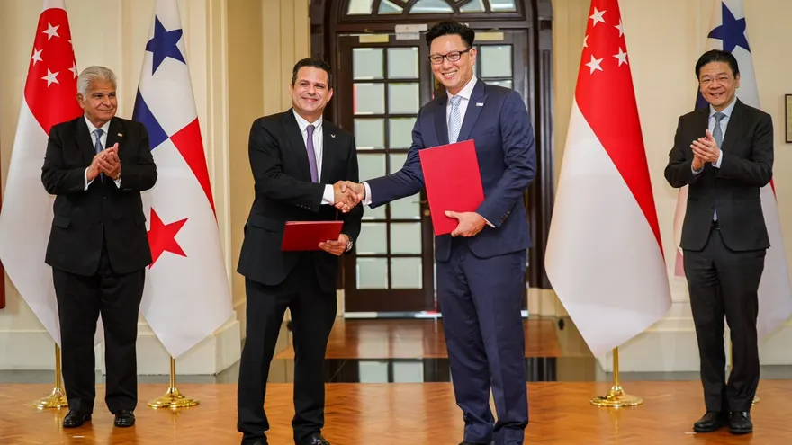 Mulino y Wong fueron testigos de honor de la firma de un Memorando de Entendimiento (MOU) entre SATS y el Aeropuerto Internacional de Tocumen, S.A.
