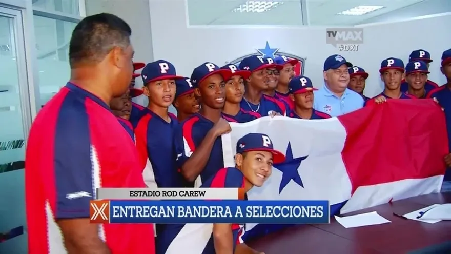 Entregaron bandera a las selecciones de béisbol Sub-12 y Sub-15