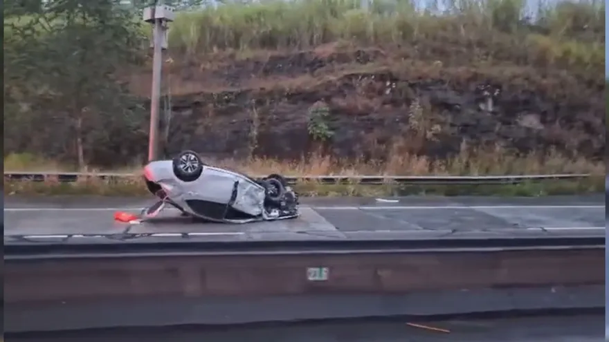 Una triple colsión en la autopista Panamá-Colón registrada la madrugada de este sábado 7 de febrero dejó una víctima fatal