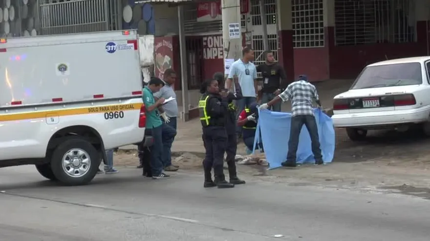Hombre en estado etílico atropella a dos hermanos