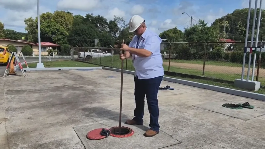Los operativos buscan comprobar que los consumidores reciban la cantidad de combustible que pagan y verificar que los tanques de reserva no tengan presencia de agua. Acodeco también supervisa el cumplimiento de las disposiciones aplicables en las estaciones.