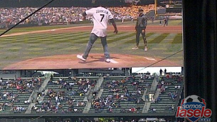 Seattle le dedica partido al rival