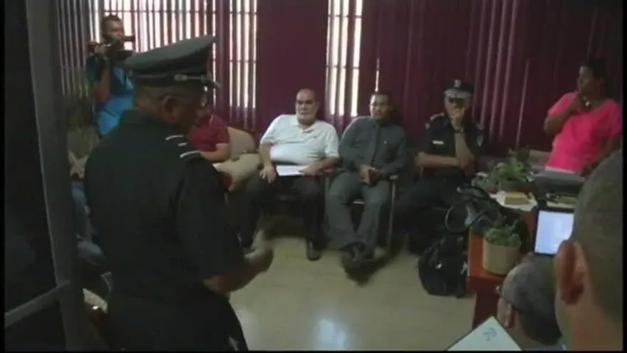 Tres tunas y tres reinas en carnaval de Las Tablas 2016