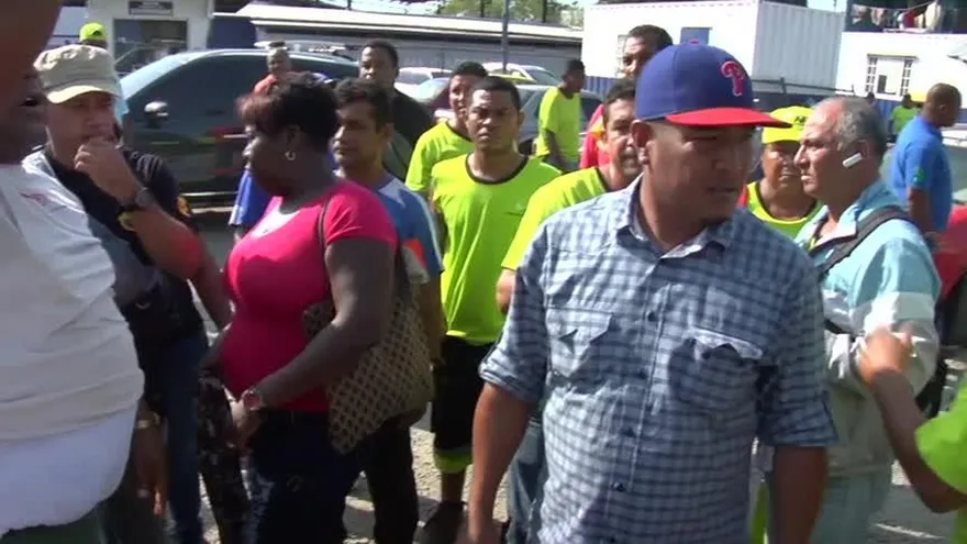 Trabajadores de aseo de calles se fueron a huelga