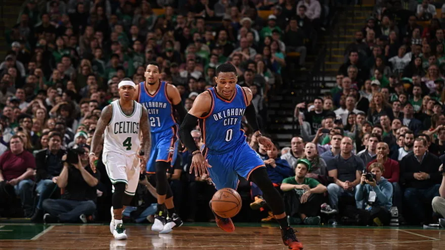 Russell Westbrook (0) se consolida como el 'rey' de los triples-dobles