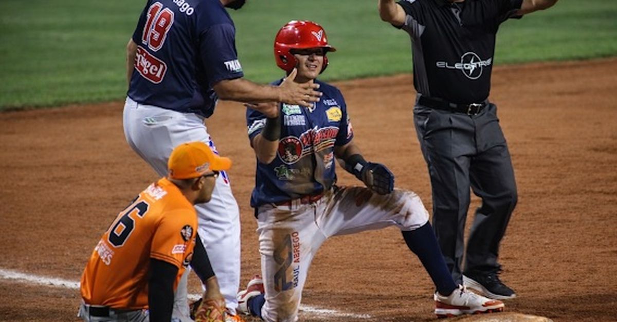 EN VIVO Béisbol Mayor 2026| Veraguas vs Los Santos: continuación de partido suspendido del campeonato nacional