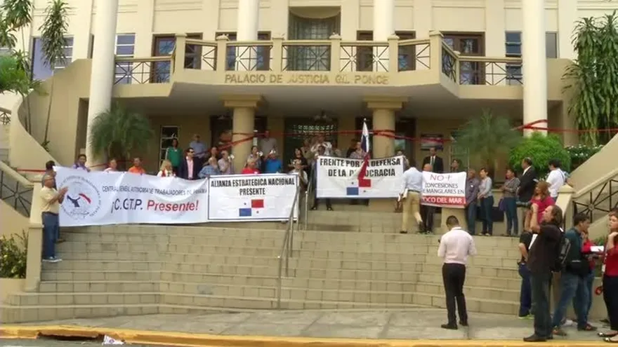 Asamblea se reunirá el miércoles para tratar tema Harry Díaz