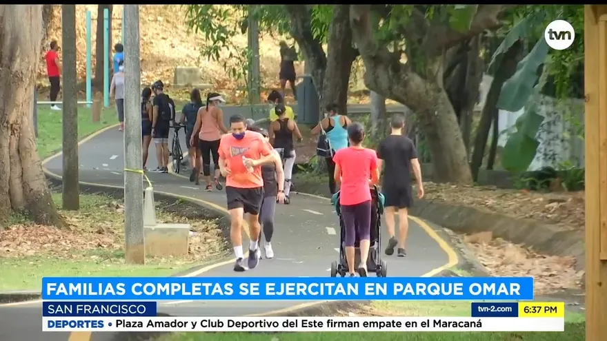 Familias disfrutaron del aire libre en el Parque Omar