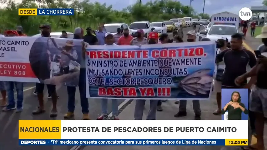 Pescadores de Puerto Caimito protestan y cierras vías
