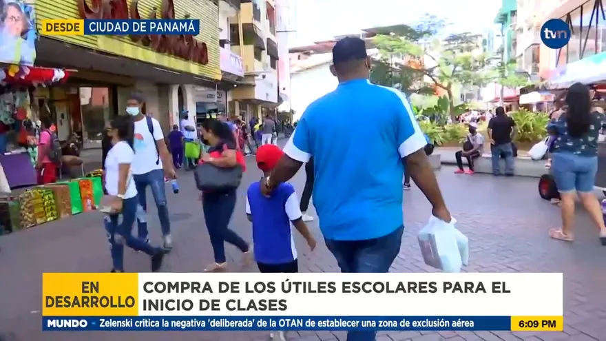 Compras escolares previo al inicio de clases