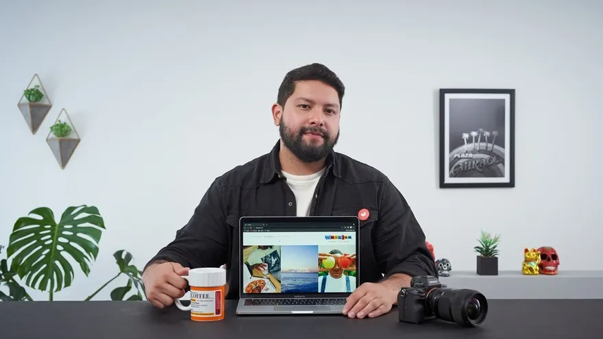 Jorge Isaac López, director creativo panameño