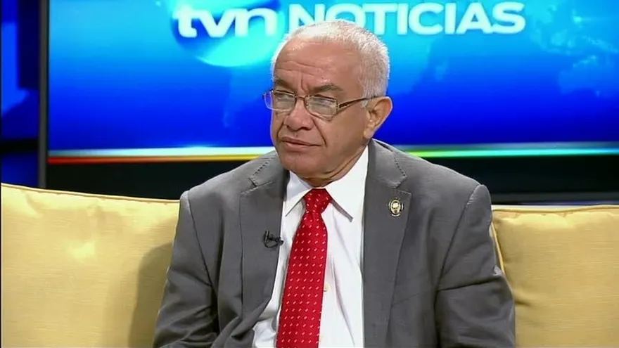 Medrano asegura es independiente a gestión de García de Paredes