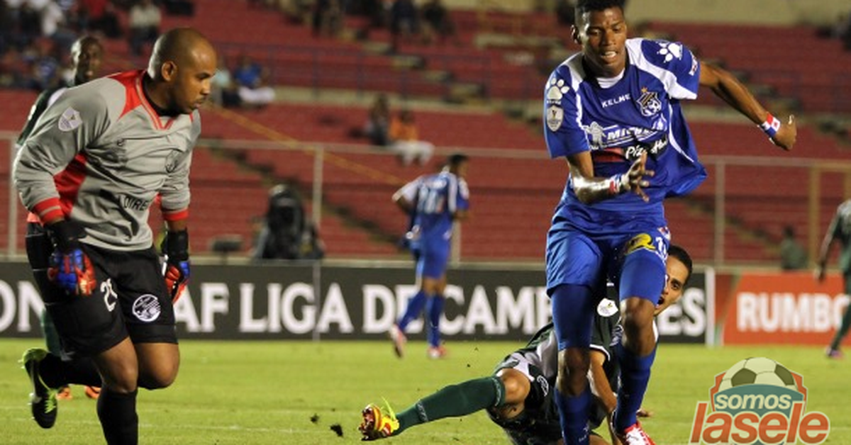 El Árabe Unido de Colón es el líder de su grupo en la Conacachampions