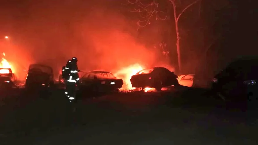 Los bomberos extinguieron el incendio