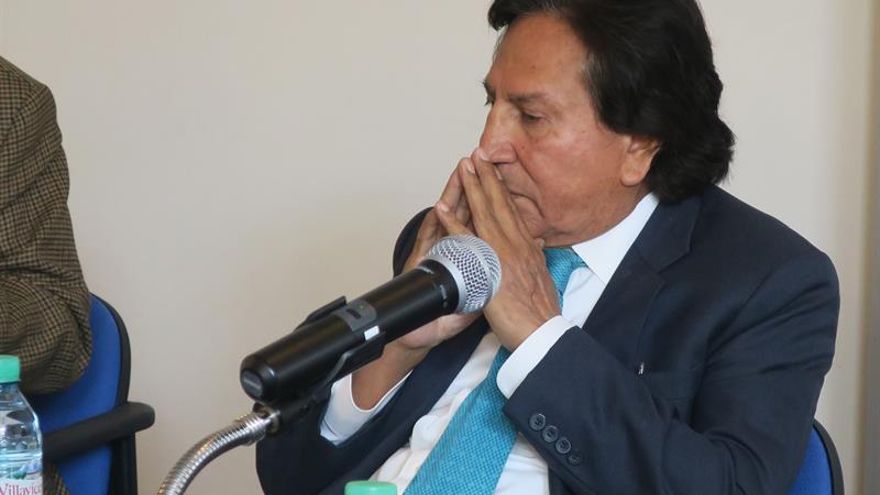 Fotografía tomada el pasado 28 de octubre en la que se registró al expresidente peruano Alejandro Toledo (2001-2006), a quien la Fiscalía de Perú pidió prisión preventiva por presunta corrupción.