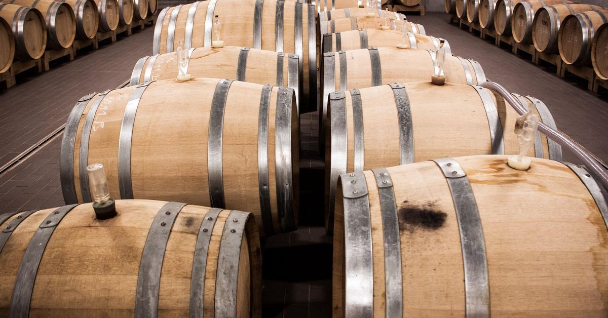 La OPEP+ vuelve a subir cuotas de producción en 206.000 barriles por día