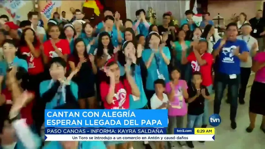 Peregrinos esperan con ansias al Papa